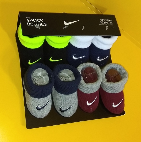 Nike Other - NEW Baby Nike 4-Pack Booties